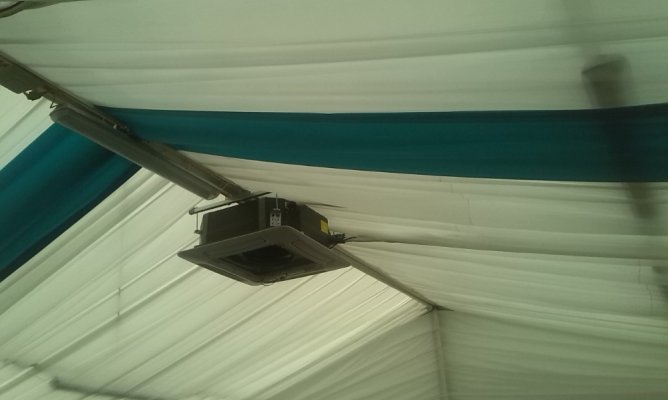 Klimatizace v párty stanu