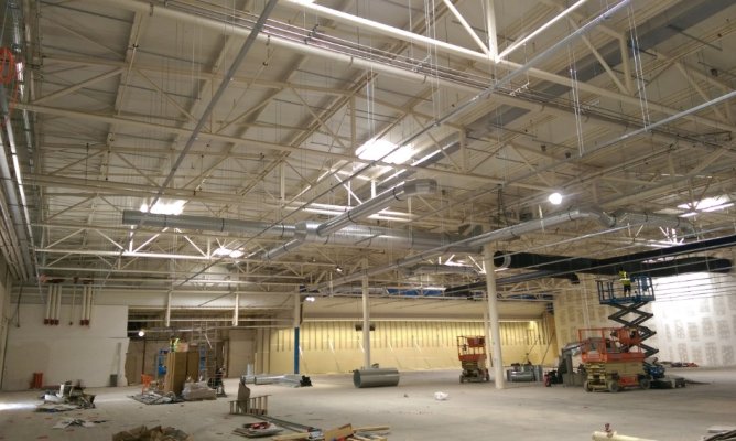 Vzduchotechnika a izolace supermarketu