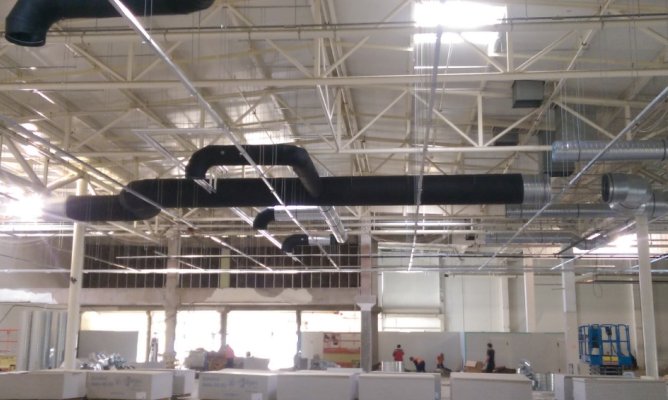 Vzduchotechnika a izolace supermarketu